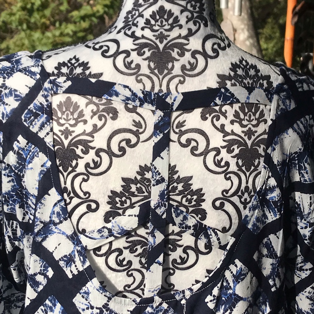 Blouse - Picture 4 of 4